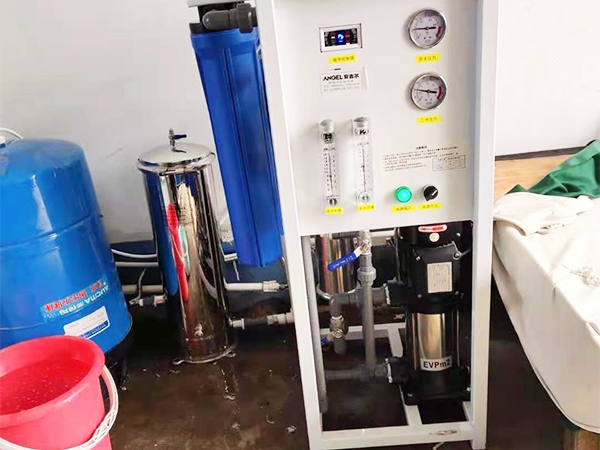 Commercial reverse osmosis water purifier